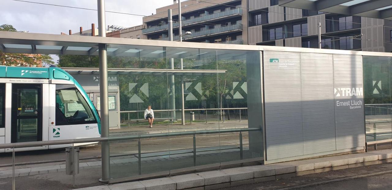 Subway Station Apartment Near Camp Nou L'Hospitalet de Llobregat Exterior photo